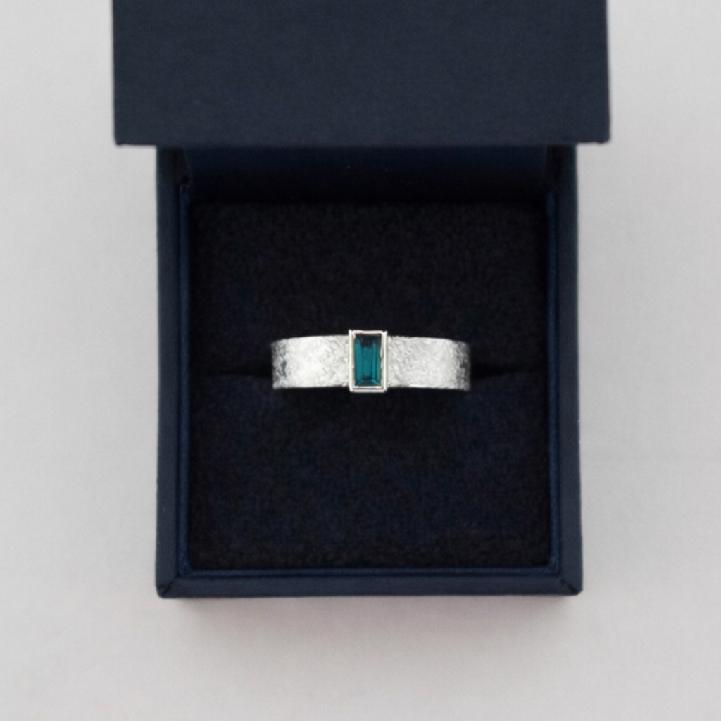Sterling Silver London Blue Topaz Ring